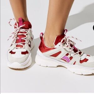 ISABEL MARANT
Isabel Marant Kindsay Sneakers